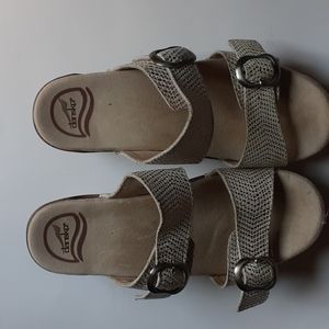 Dansko sandals size 36
